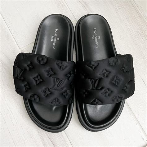 louis vuitton pool slides black|More.